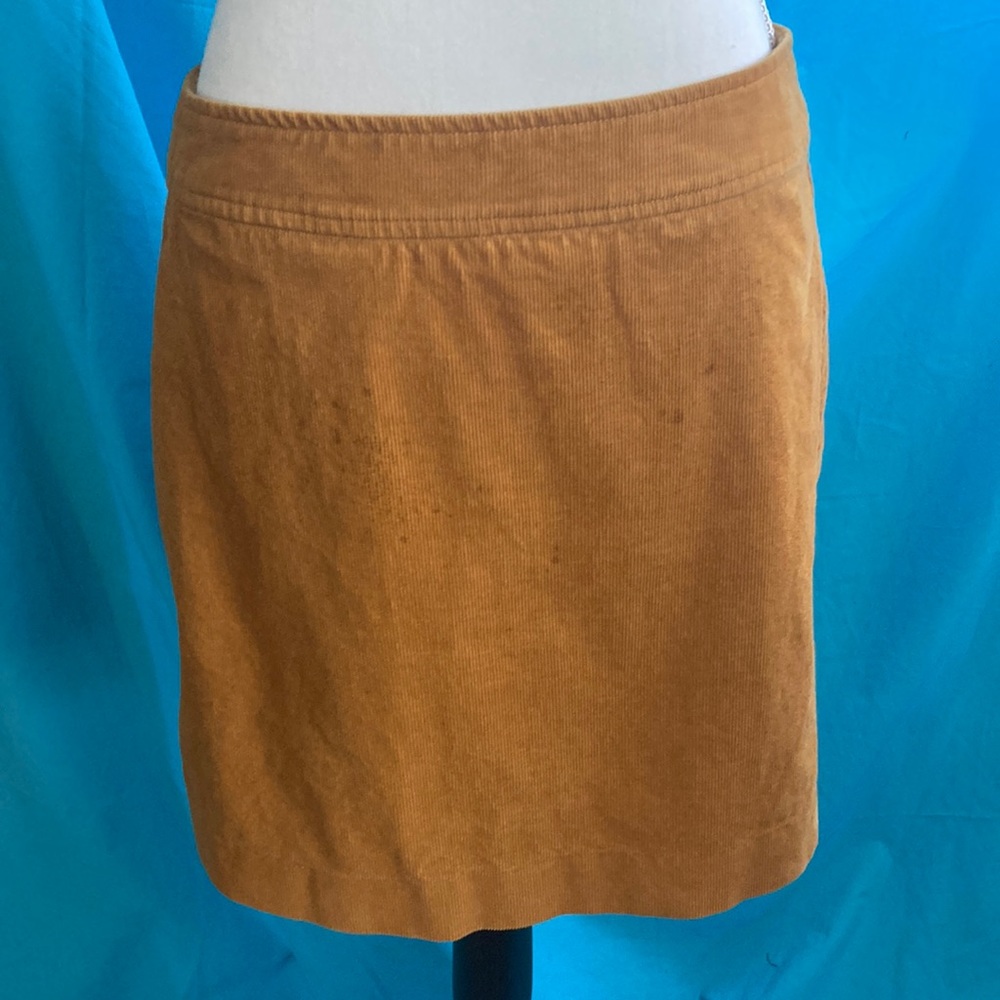 Buy2items get1 free.3/$13items for$26.  Gold corduroy fully lined skirt.